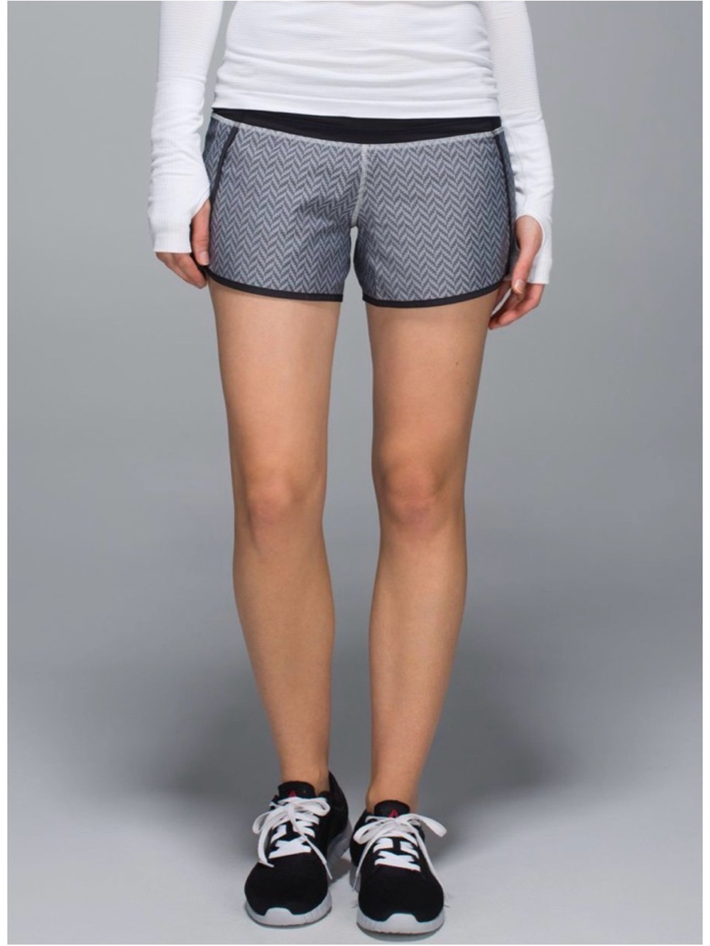 Lululemon Run Times Short *2 Giant Herringbone Swift Black White 6